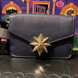 Small Captain Marvel clutch coin purse